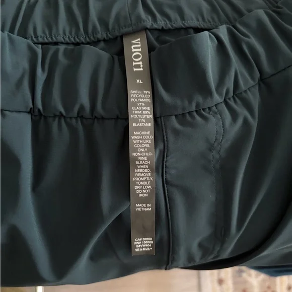 Vuori Miles Deep Green (Moss) Slacks - Picture 4 of 4